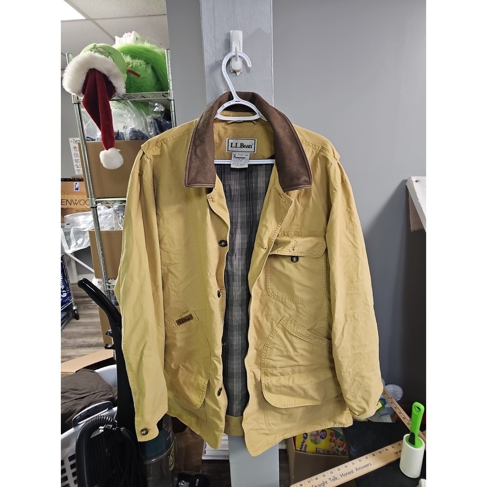 LL Bean Chore Barn Hunting jacket Sz L Beige Mens Lined‎ Leather Collar Long